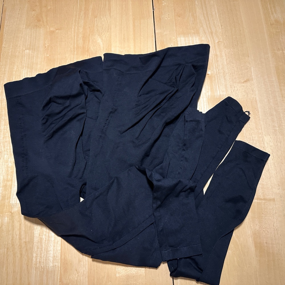 2 pairs Blanqi Everyday Maternity Leggings